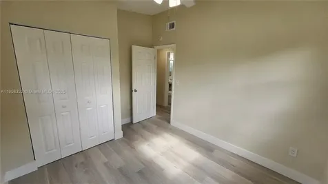 4630 SW 36th Street West Park FL 33023