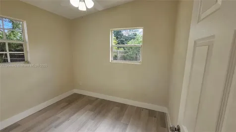 4630 SW 36th Street West Park FL 33023