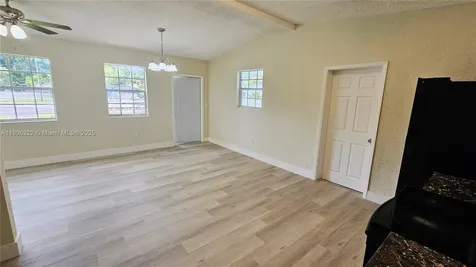 4630 SW 36th Street West Park FL 33023