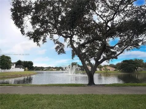 10307 SW 20th Street Miramar FL 33025