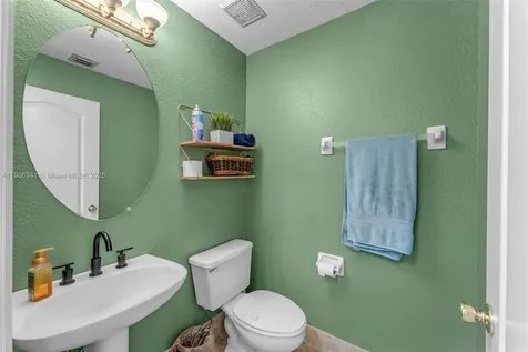 21500 SW 88th Avenue Cutler Bay FL 33189