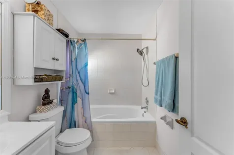 21500 SW 88th Avenue Cutler Bay FL 33189