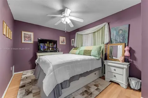 21500 SW 88th Avenue Cutler Bay FL 33189