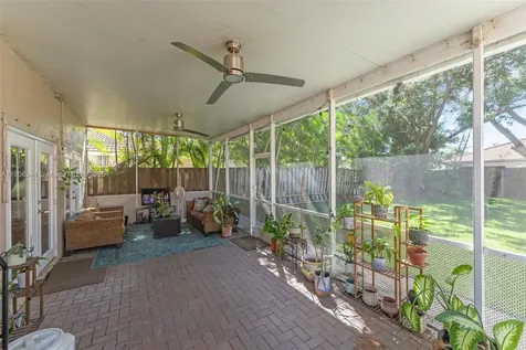 21500 SW 88th Avenue Cutler Bay FL 33189
