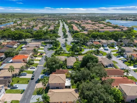 21500 SW 88th Avenue Cutler Bay FL 33189