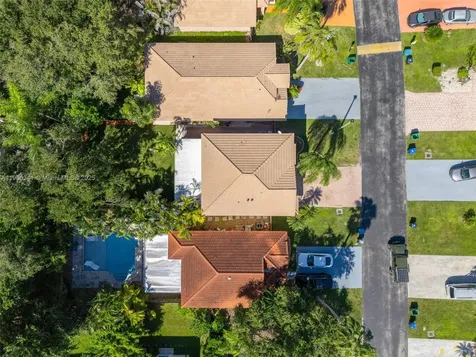 21500 SW 88th Avenue Cutler Bay FL 33189