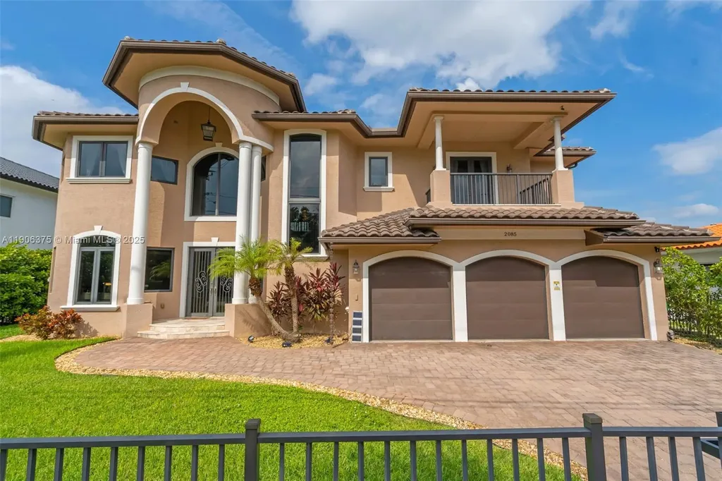 2085 Keystone Boulevard North Miami FL 33181