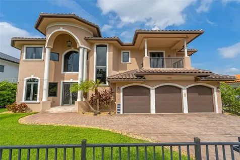 2085 Keystone Boulevard North Miami FL 33181