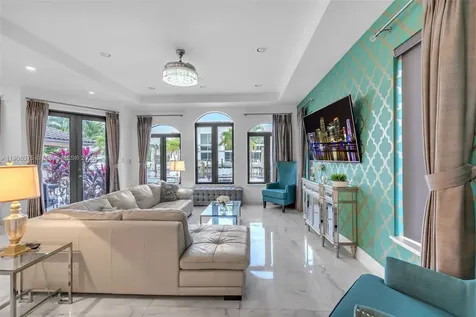 2085 Keystone Boulevard North Miami FL 33181