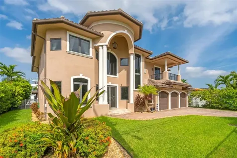 2085 Keystone Boulevard North Miami FL 33181