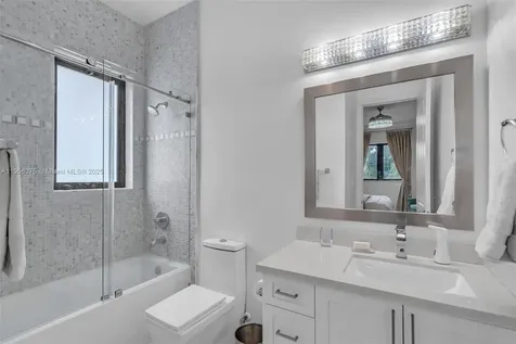 2085 Keystone Boulevard North Miami FL 33181