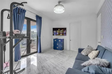 2085 Keystone Boulevard North Miami FL 33181