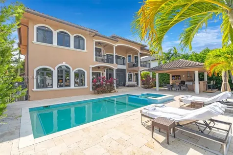 2085 Keystone Boulevard North Miami FL 33181
