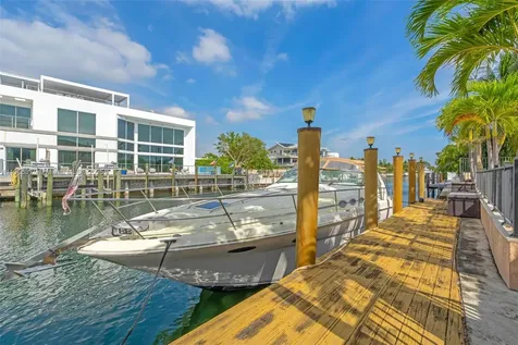 2085 Keystone Boulevard North Miami FL 33181