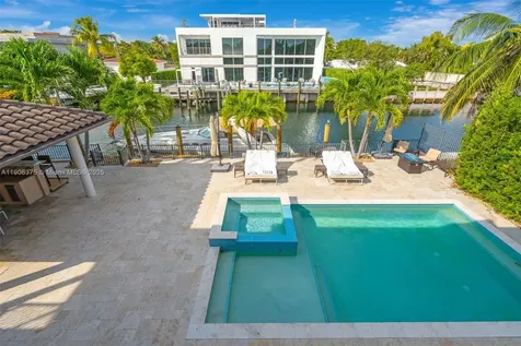 2085 Keystone Boulevard North Miami FL 33181