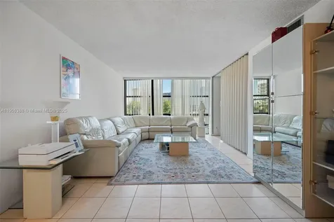 800 Parkview Drive Hallandale Beach FL 33009