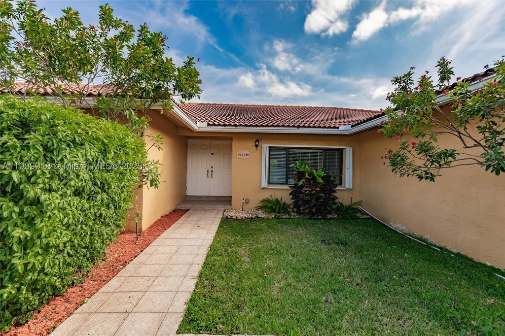 9460 NW 16th Street Plantation FL 33322