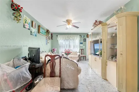 427 NW 84th Terrace Miami FL 33150
