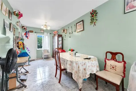 427 NW 84th Terrace Miami FL 33150