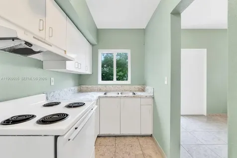 427 NW 84th Terrace Miami FL 33150