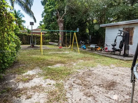 250 NW 51st Street Miami FL 33127
