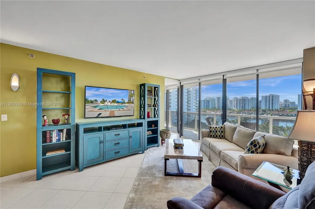 3600 Yacht Club Drive Aventura FL 33180