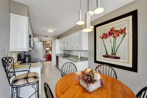 3600 Yacht Club Drive Aventura FL 33180
