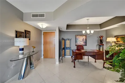 3600 Yacht Club Drive Aventura FL 33180