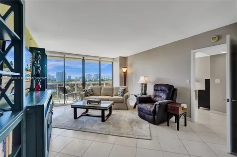 3600 Yacht Club Drive Aventura FL 33180