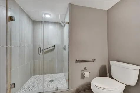 3600 Yacht Club Drive Aventura FL 33180