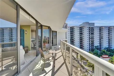 3600 Yacht Club Drive Aventura FL 33180