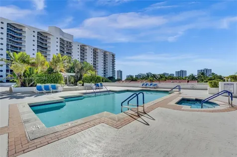 3600 Yacht Club Drive Aventura FL 33180