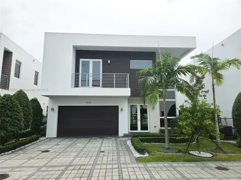 9870 NW 75th Terrace Doral FL 33178
