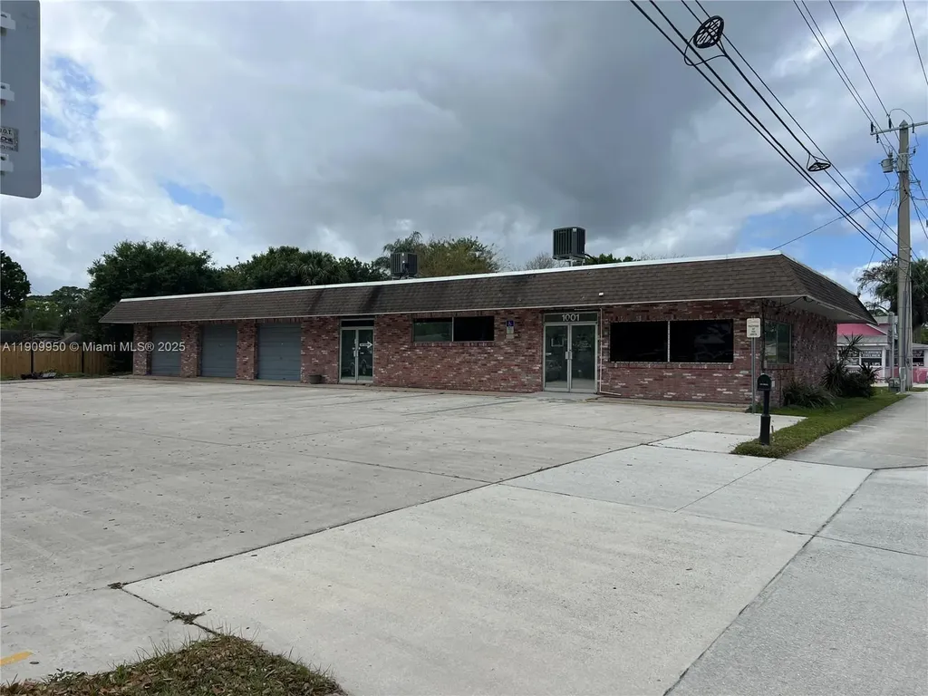 1001 W Midway Road Fort Pierce FL 34982