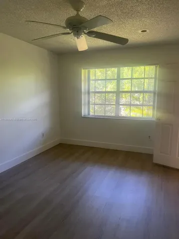 438 NE 210th Circle Terrace Miami FL 33179