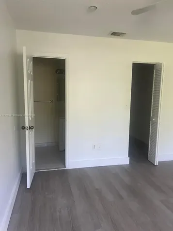 438 NE 210th Circle Terrace Miami FL 33179
