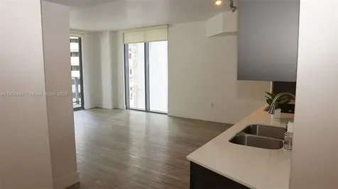 31 SE 6th Street Miami FL 33131