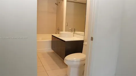 31 SE 6th Street Miami FL 33131