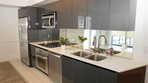 31 SE 6th Street Miami FL 33131