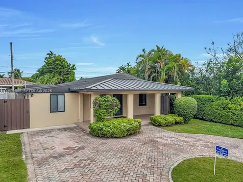 5181 SW 7th Street Miami FL 33134