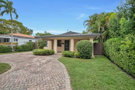 5181 SW 7th Street Miami FL 33134