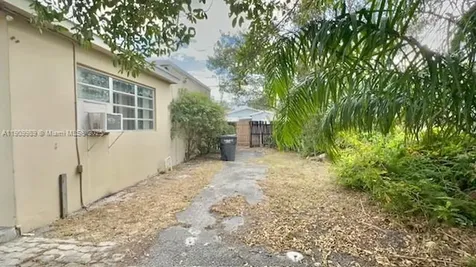 1930 Thomas Street Hollywood FL 33020