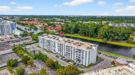 16465 NE 22nd Avenue North Miami Beach FL 33160