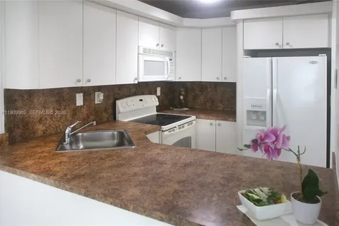16465 NE 22nd Avenue North Miami Beach FL 33160