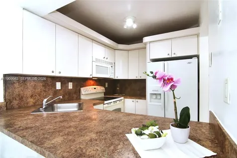 16465 NE 22nd Avenue North Miami Beach FL 33160