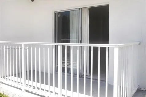 16465 NE 22nd Avenue North Miami Beach FL 33160