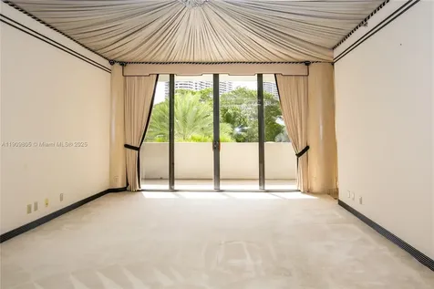 3000 Island Boulevard Aventura FL 33160