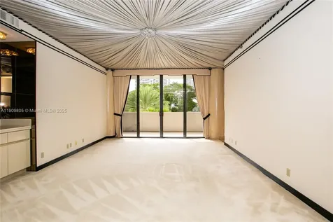 3000 Island Boulevard Aventura FL 33160