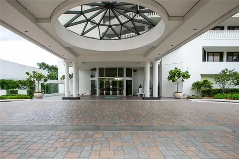 3000 Island Boulevard Aventura FL 33160