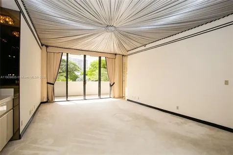 3000 Island Boulevard Aventura FL 33160